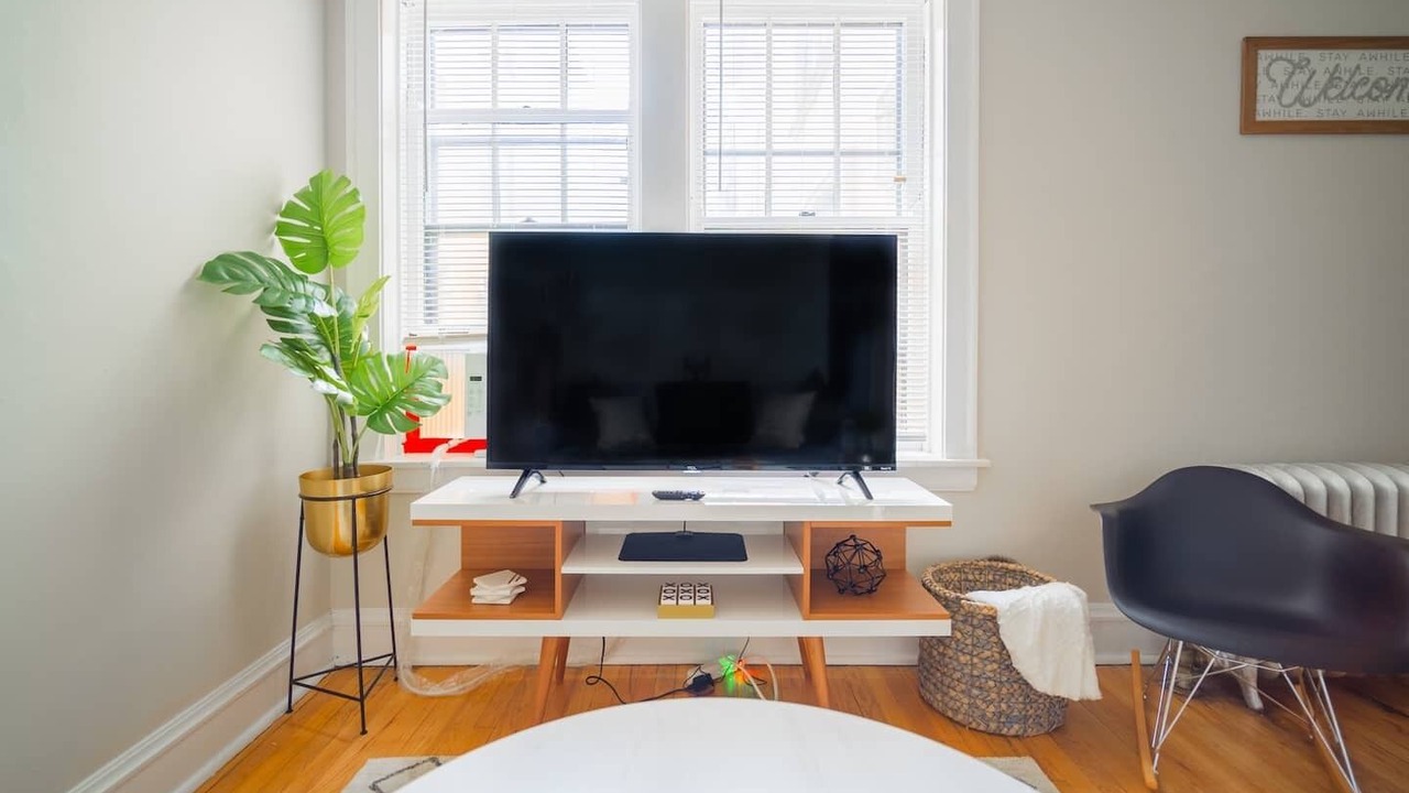 Photo of Livingroom in Ravenswood