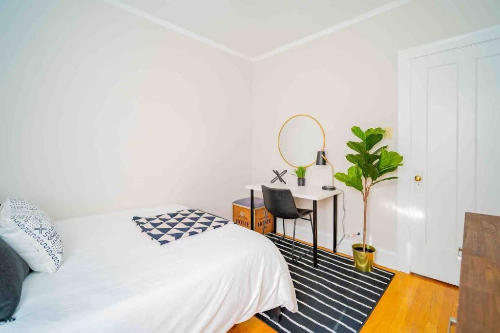 Photo of Bedroom in Ravenswood