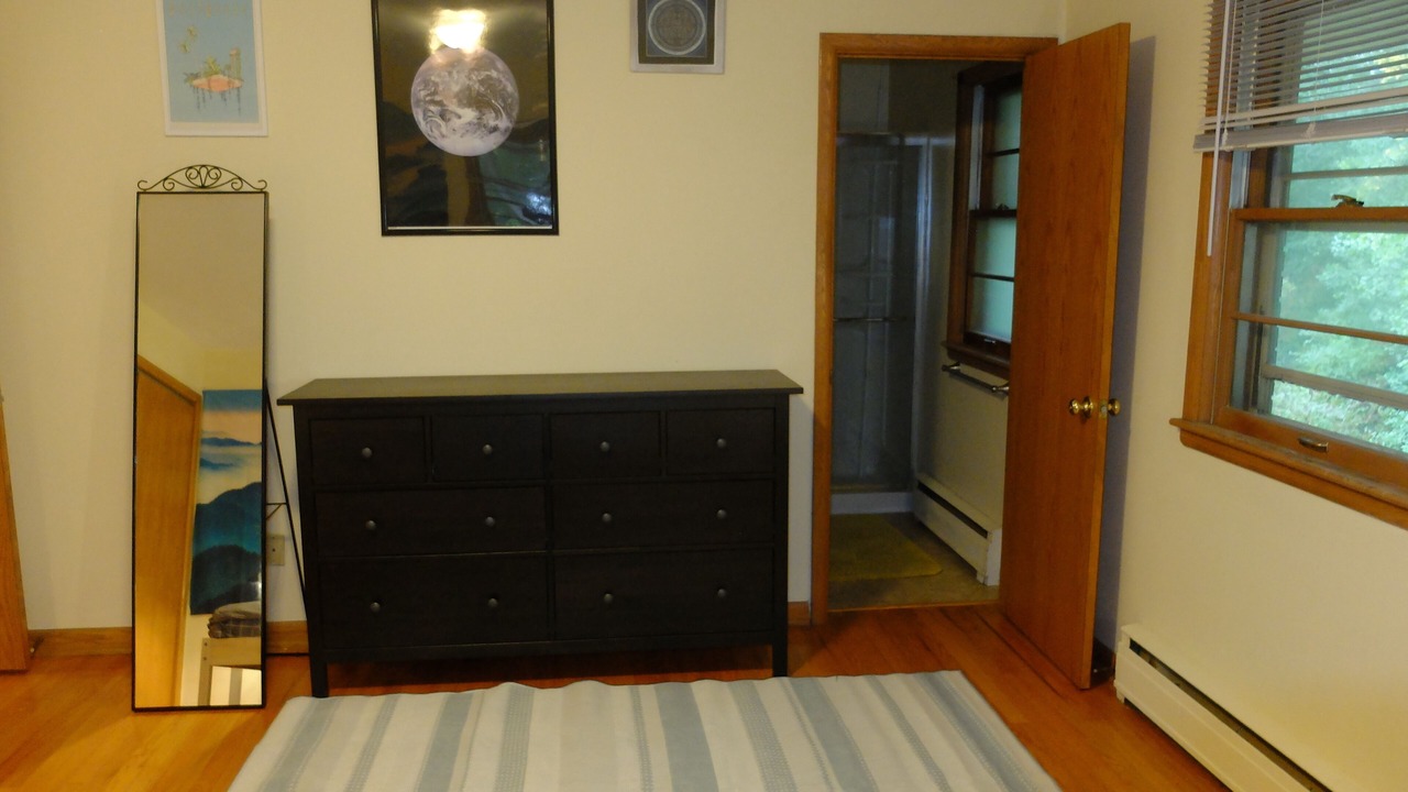 Photo of Bedroom in Zion