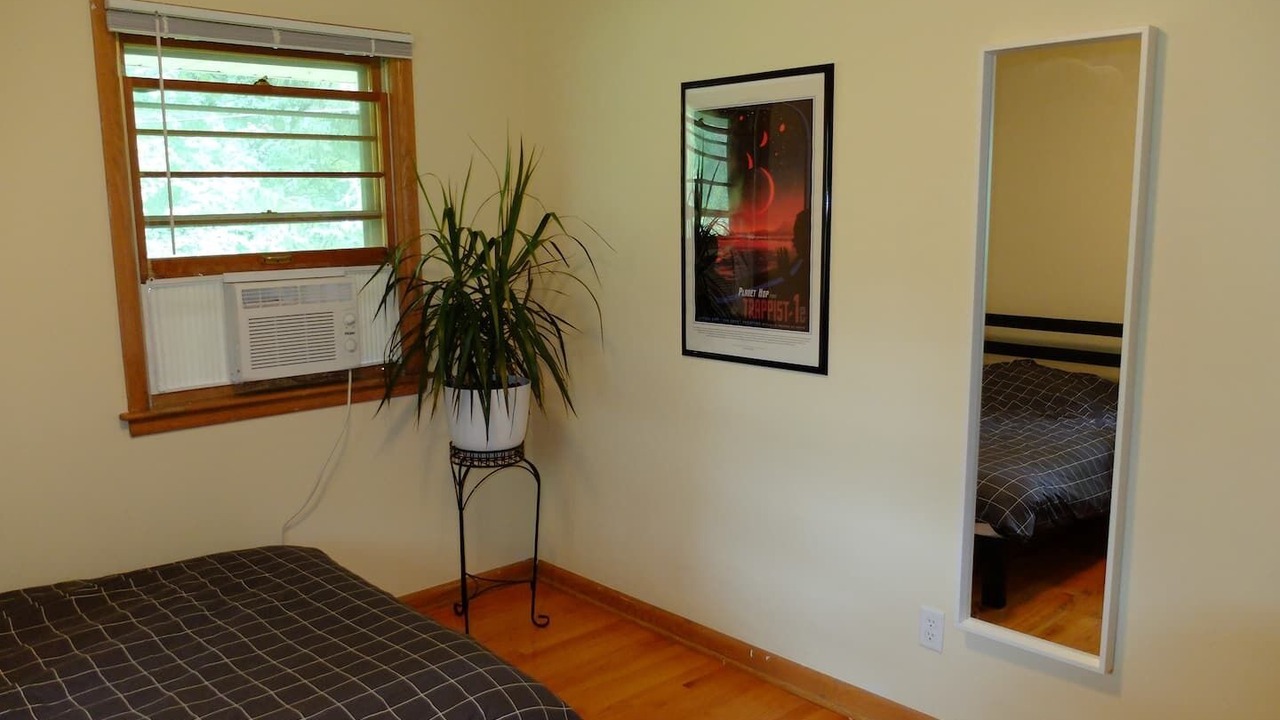 Photo of Bedroom in Zion