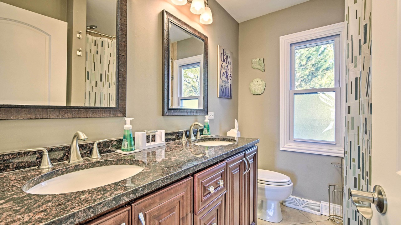 Photo of Bathroom in Fox Lake