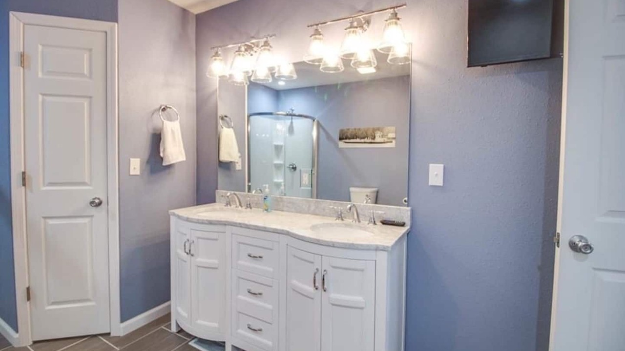 Photo of Bathroom in Grafton