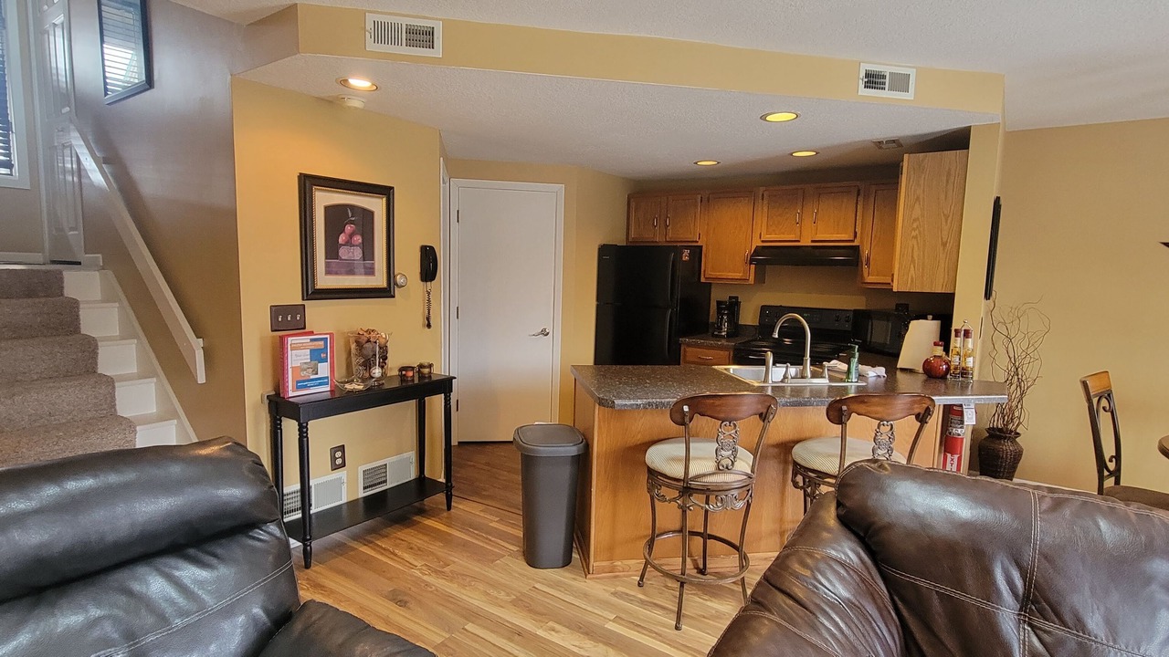 Photo of Livingroom in The Galena Territory