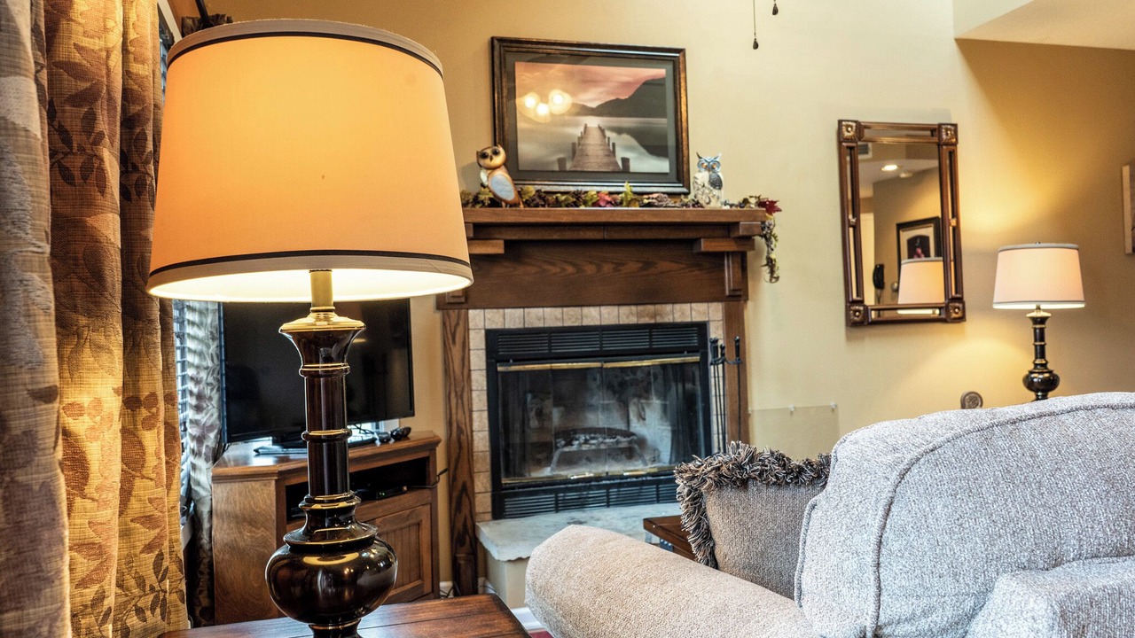 Photo of Livingroom in The Galena Territory