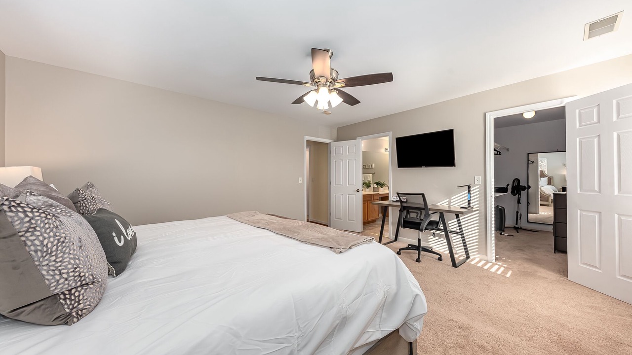 Photo of Bedroom in Naperville