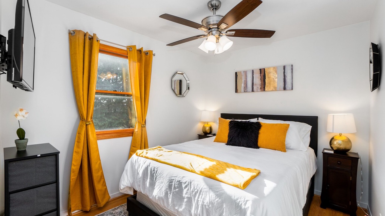 Photo of Bedroom in Fox Valley
