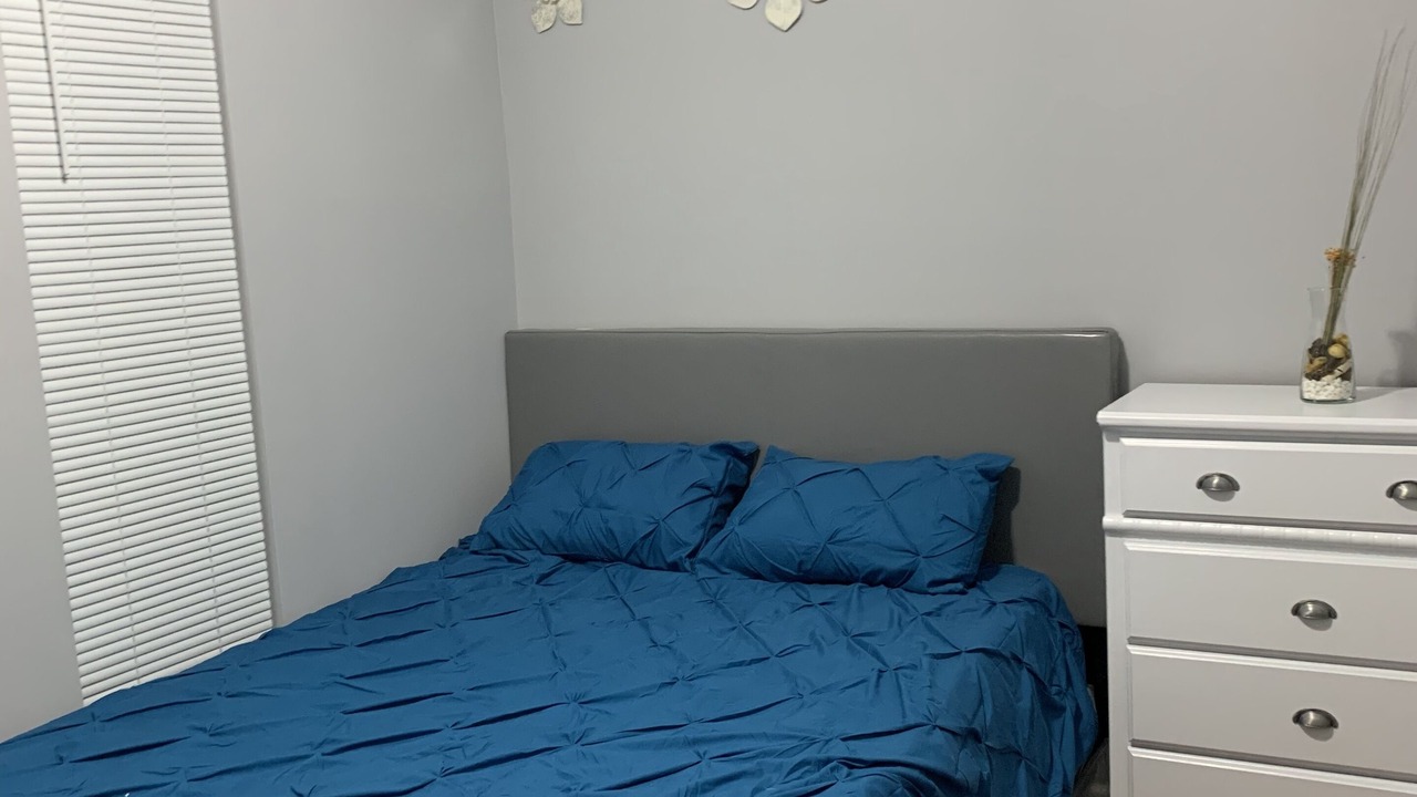 Photo of Bedroom in Greater Grand Crossing