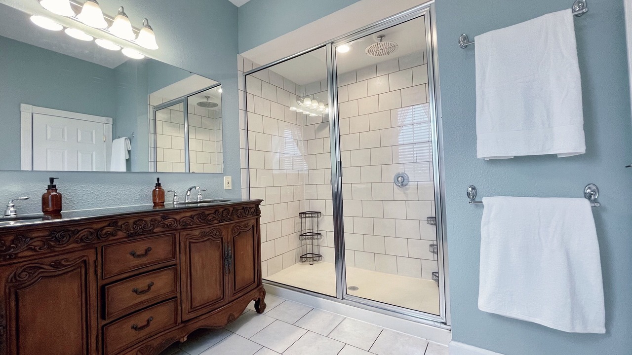 Photo of Bathroom in Alton