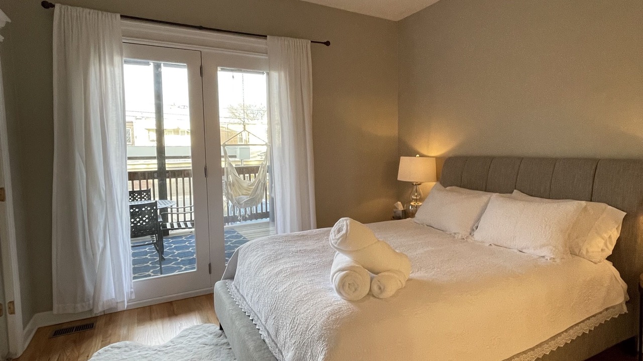 Photo of Bedroom in West Town