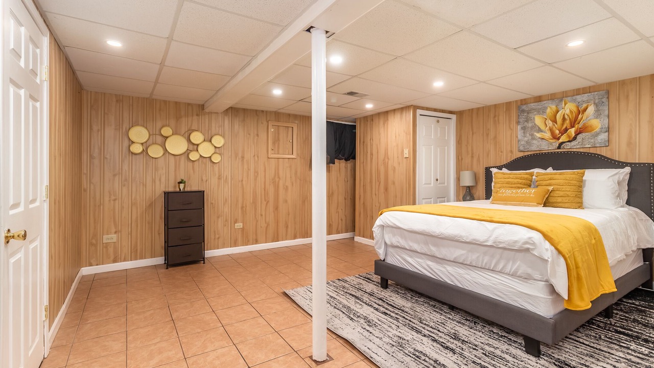 Photo of Bedroom in Fox Valley