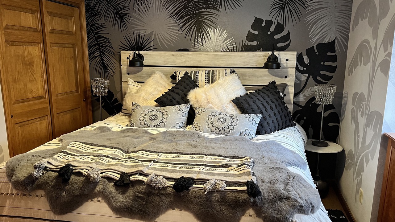 Photo of Bedroom in Peoria Heights