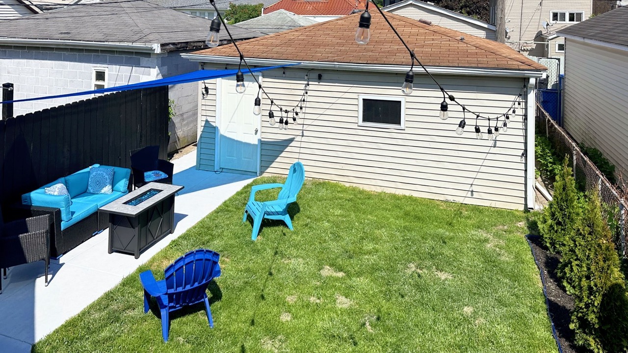 Photo of Patio Balcony in Irving Park