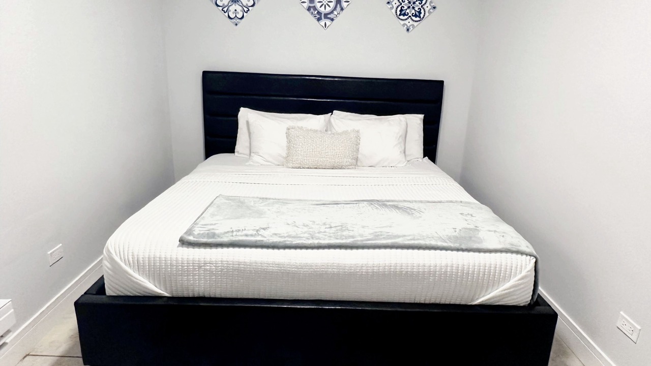 Photo of Bedroom in Irving Park