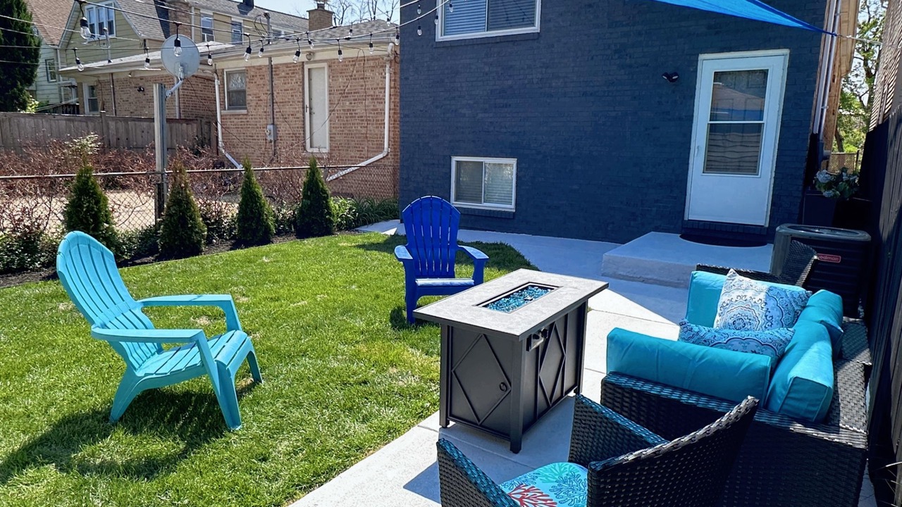 Photo of Patio Balcony in Irving Park
