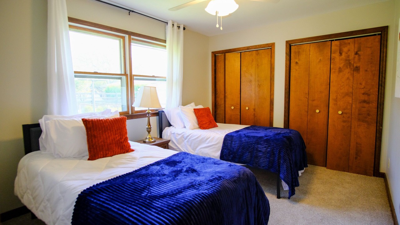 Photo of Bedroom in Urbana