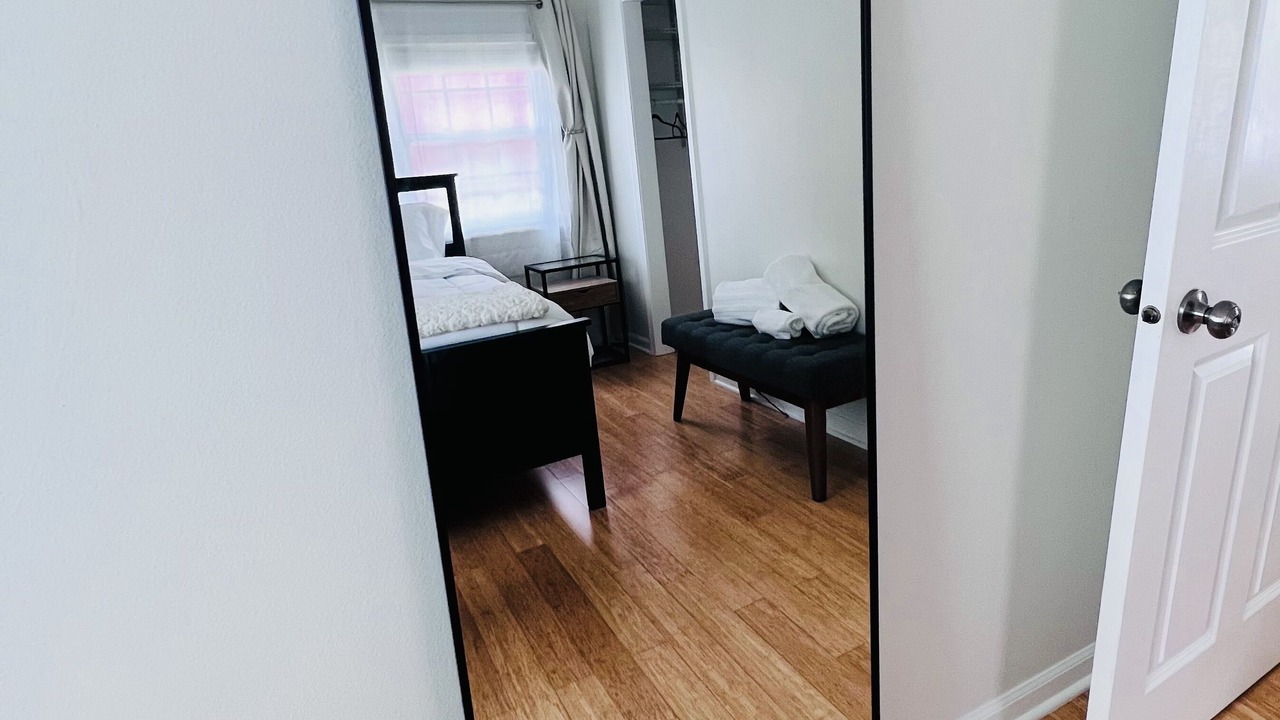 Photo of Bedroom in Elk Grove Village