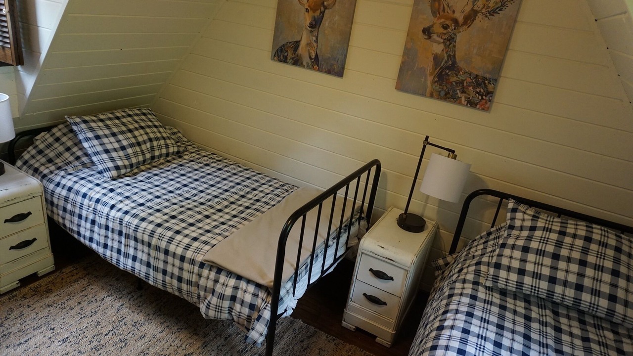 Photo of Bedroom in Brookport