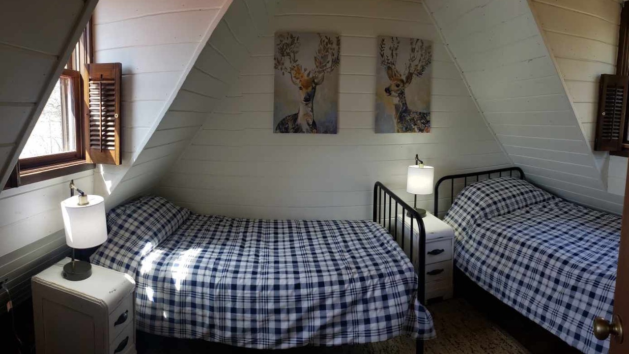 Photo of Bedroom in Brookport