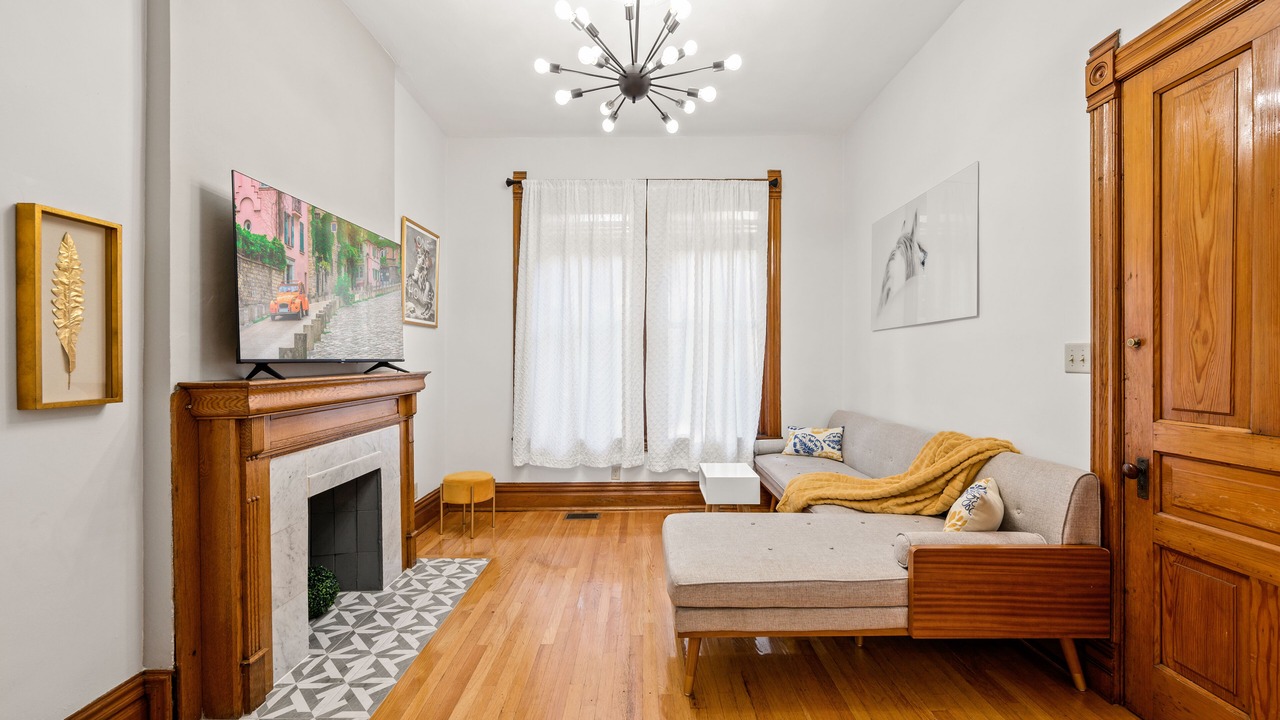 Photo of Livingroom in Wrightwood Neighbors
