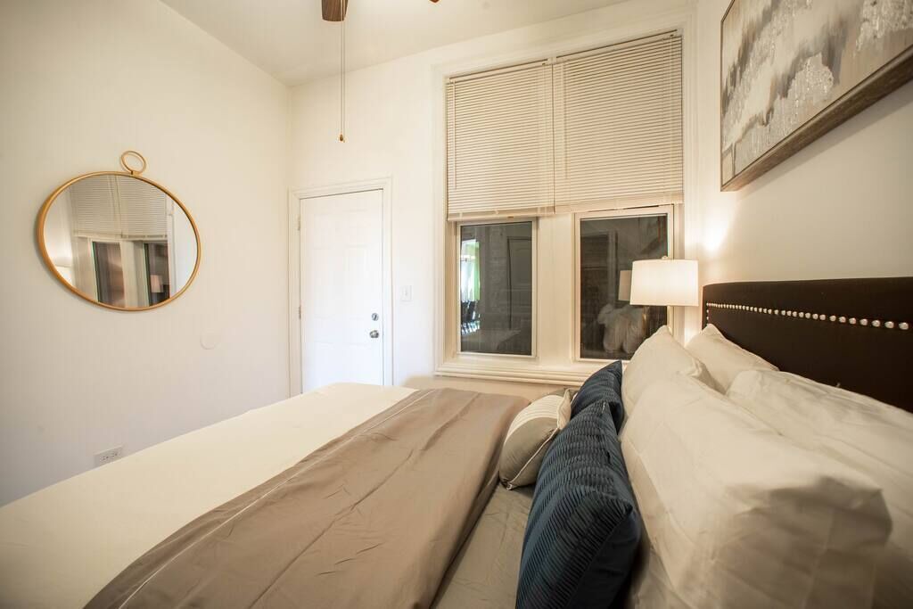 Photo of Bedroom in Lower West Side