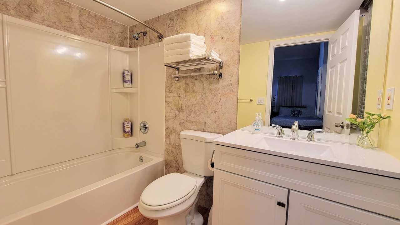 Photo of Bathroom in Chinatown