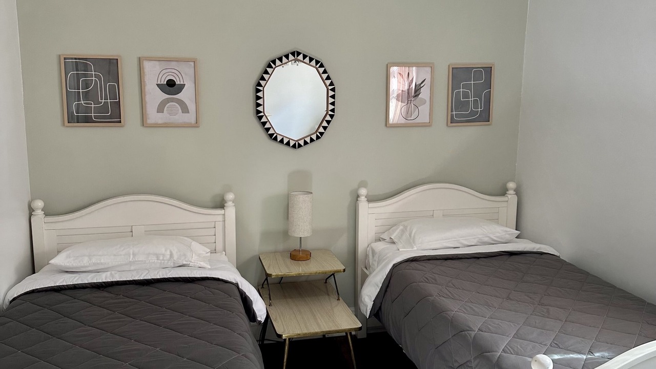 Photo of Bedroom in Rogers Park
