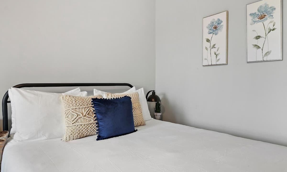 Photo of Bedroom in Ravenswood