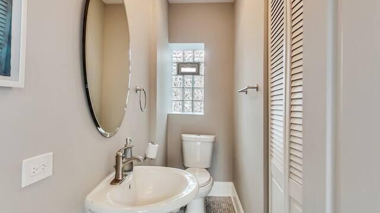 Photo of Bathroom in Old Town