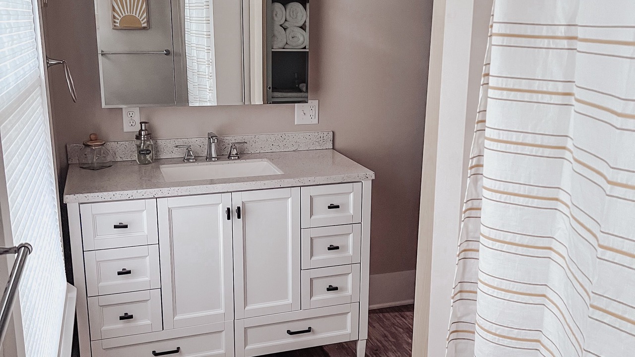Photo of Bathroom in Pontiac