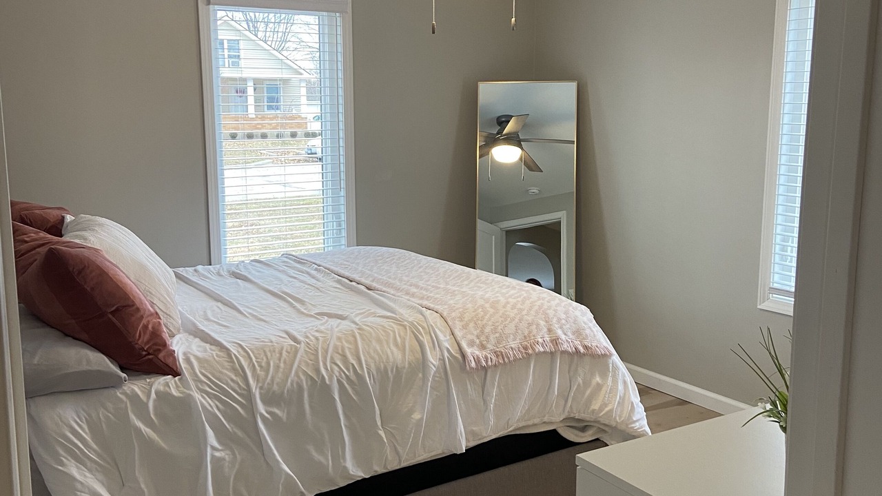 Photo of Bedroom in Quincy