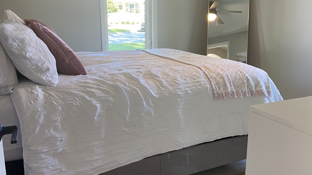 Photo of Bedroom in Quincy
