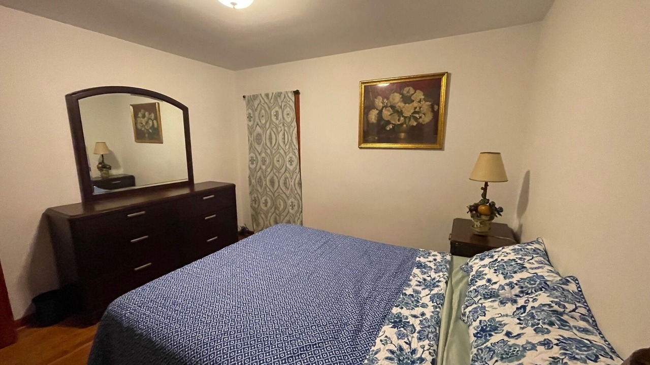 Photo of Bedroom in Ravenswood