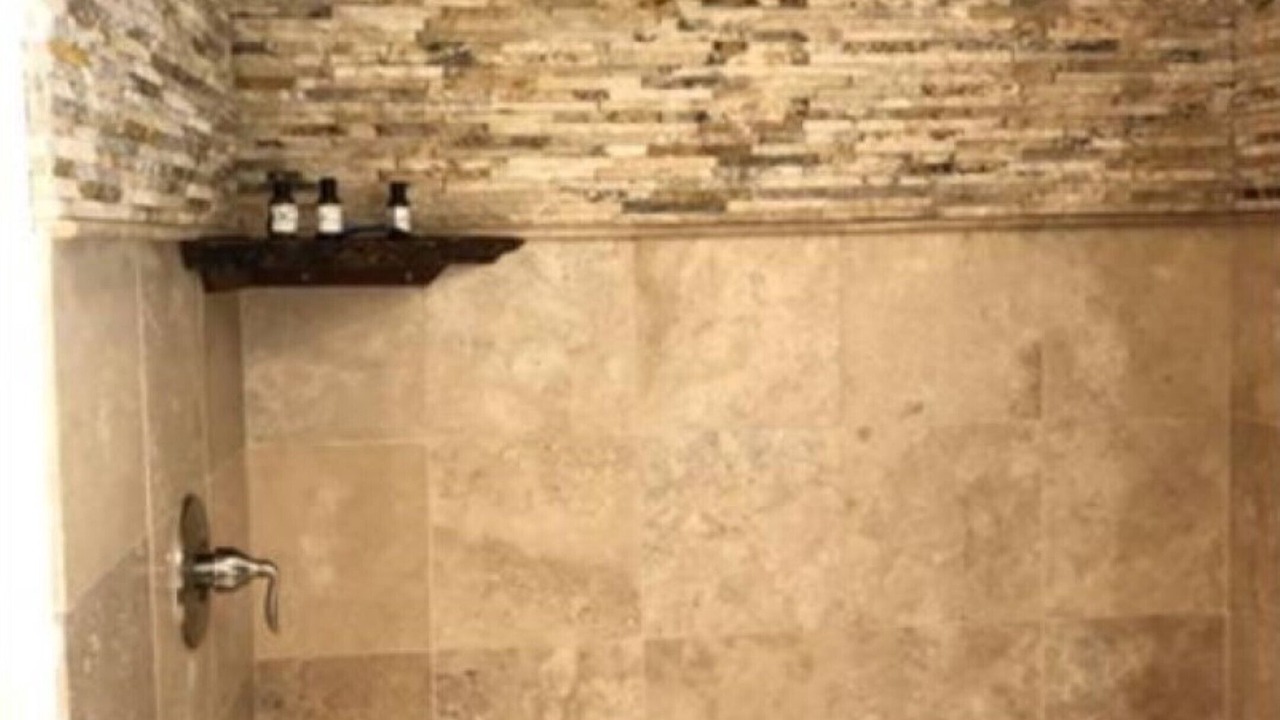 Photo of Bathroom in Schaumburg