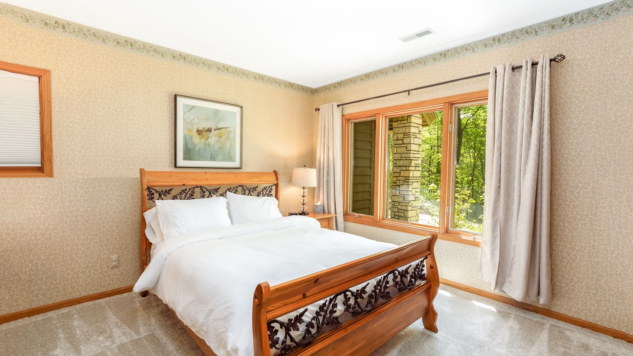 Photo of Bedroom in The Galena Territory