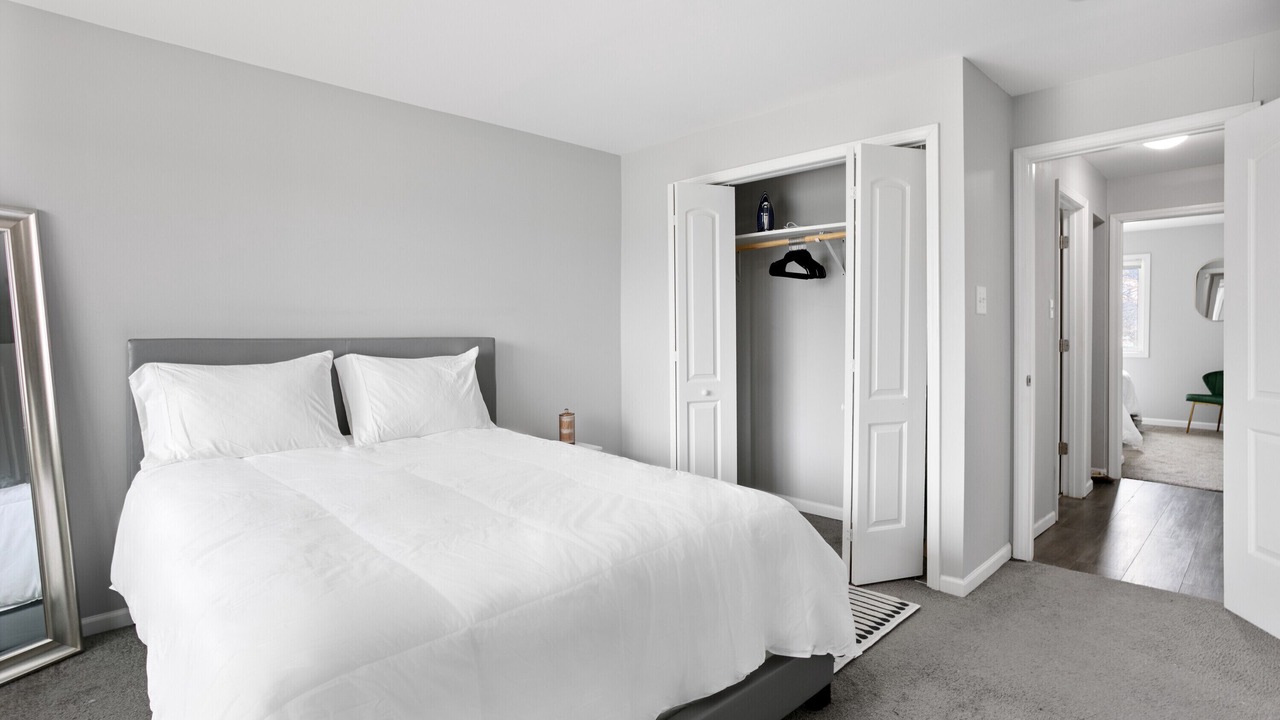 Photo of Bedroom in Dolton