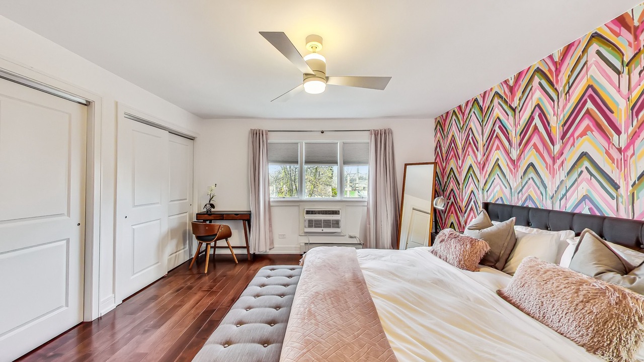 Photo of Bedroom in Evanston