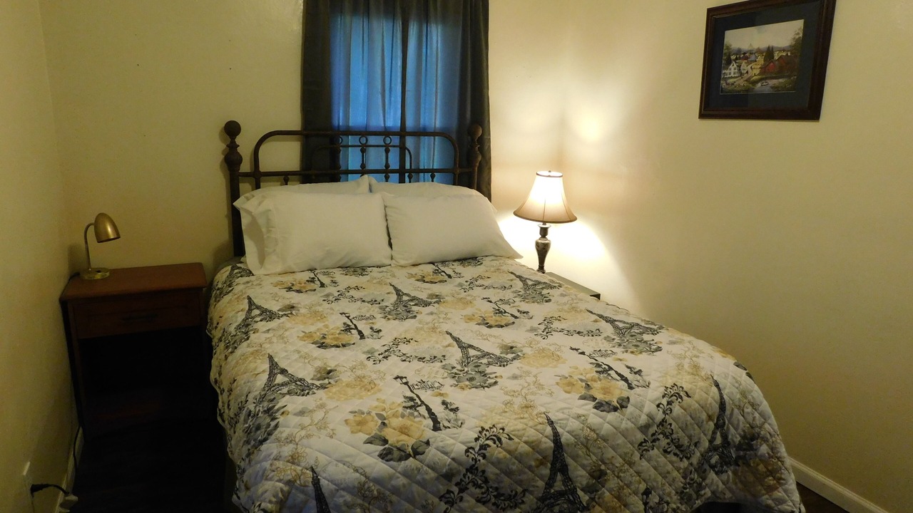 Photo of Bedroom in East Peoria