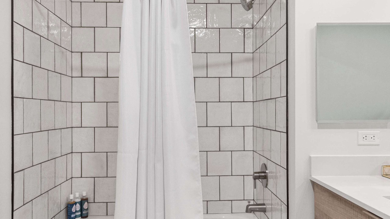 Photo of Bathroom in Near North Side