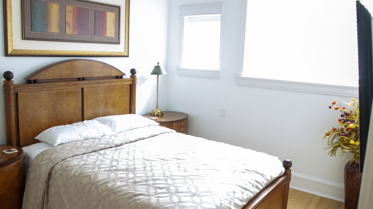 Photo of Bedroom in Lake View East