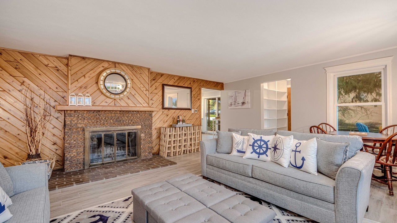 Photo of Livingroom in Lake Catherine