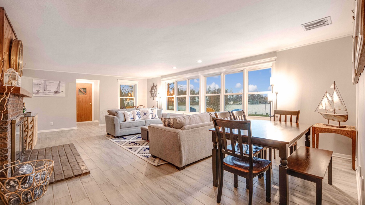 Photo of Livingroom in Lake Catherine
