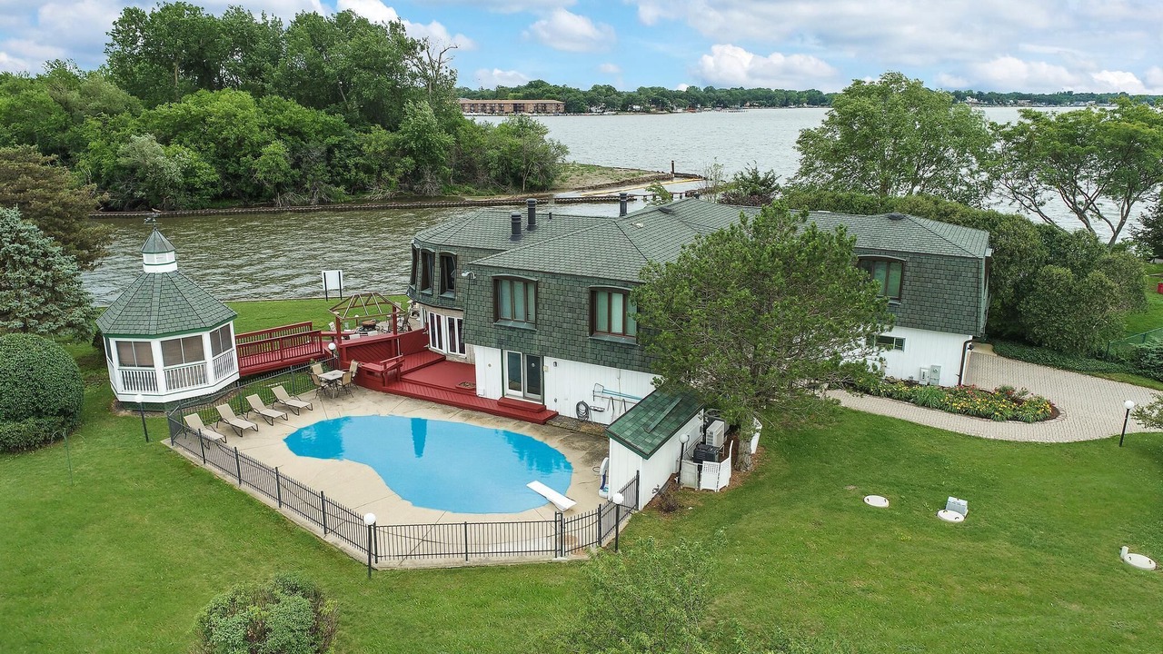 Photo of Outdoor in Solon Mills