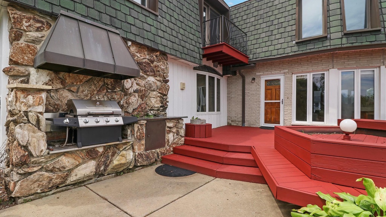 Photo of Patio Balcony in Solon Mills