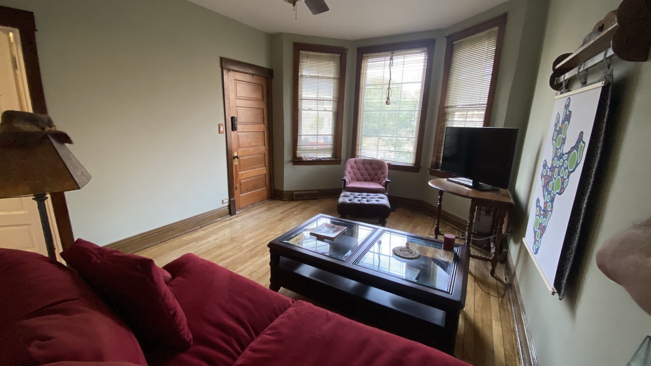 Photo of Livingroom in South Chicago