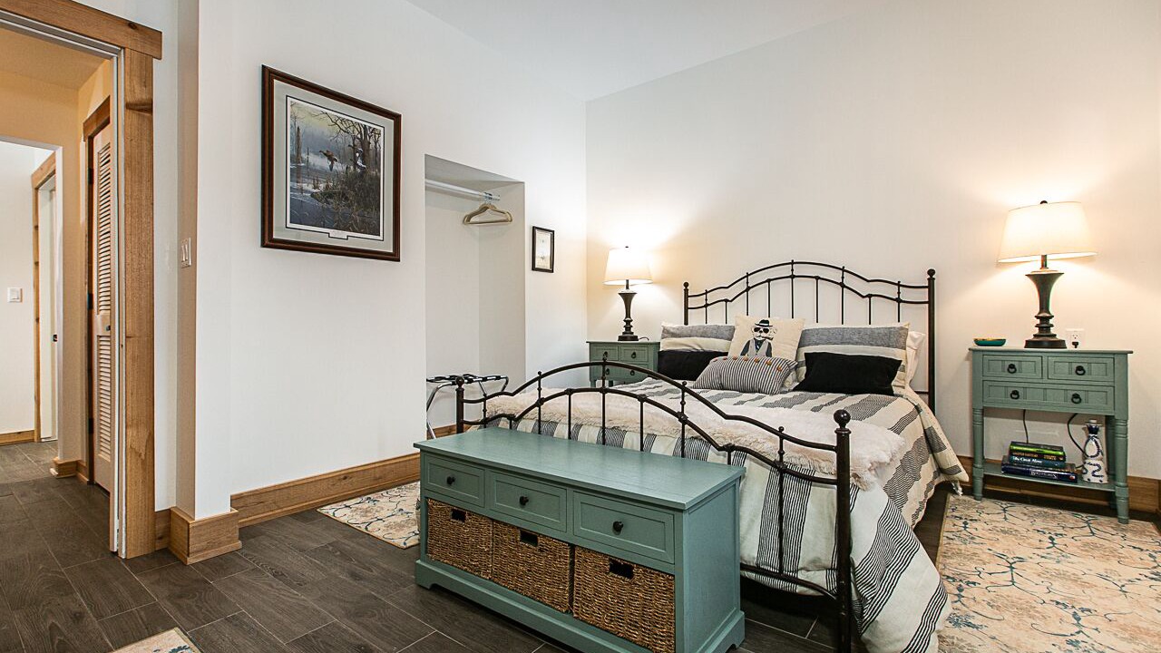 Photo of Bedroom in Thompson