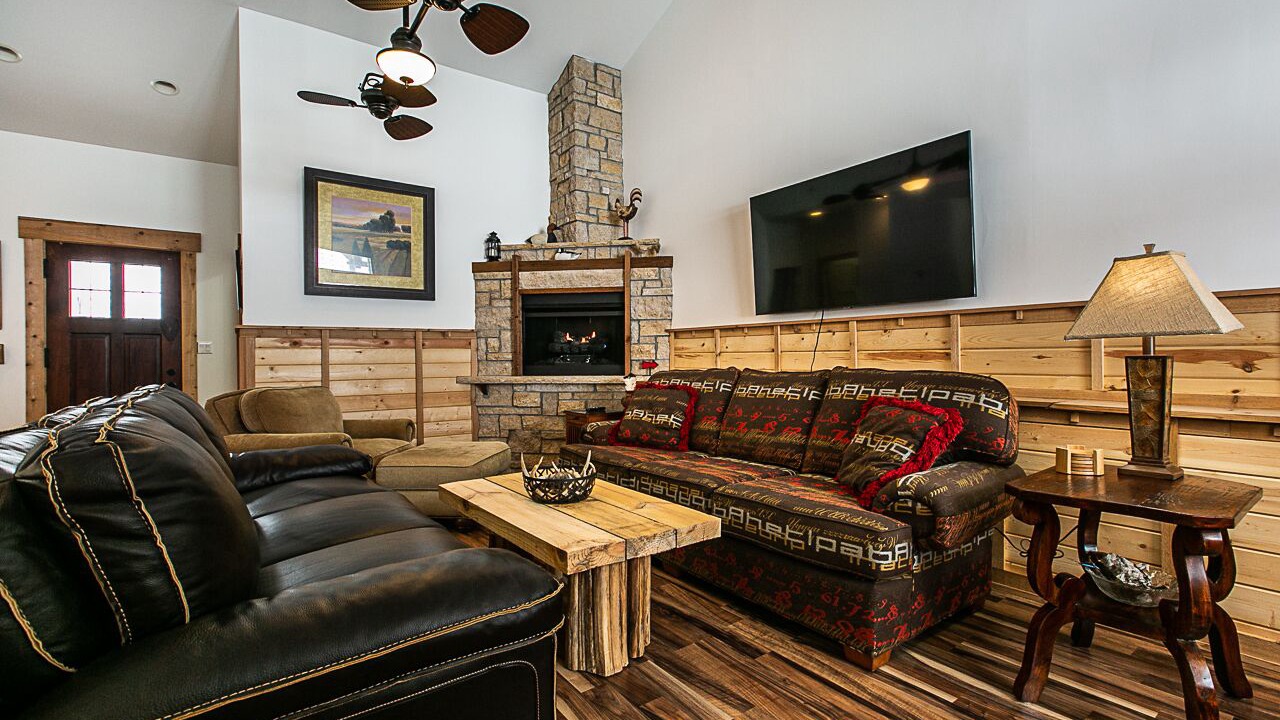 Photo of Livingroom in Thompson