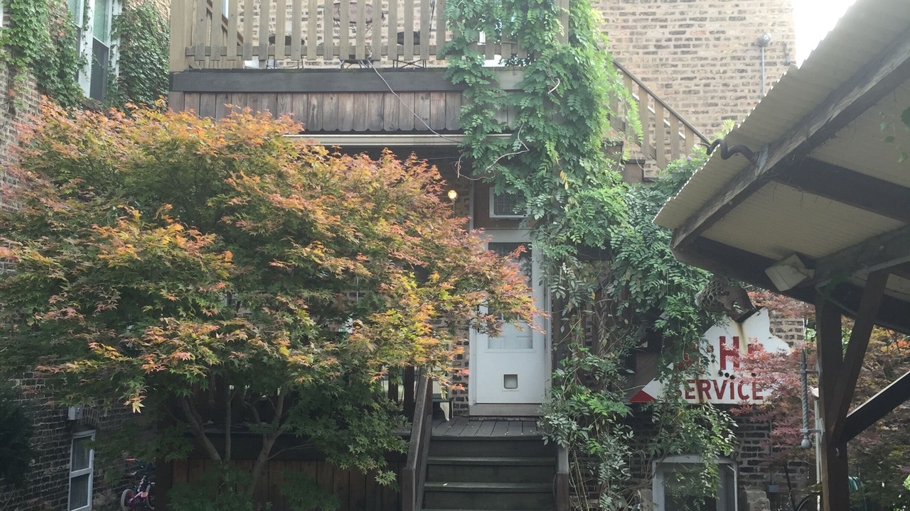 Photo of Outdoor in West Town