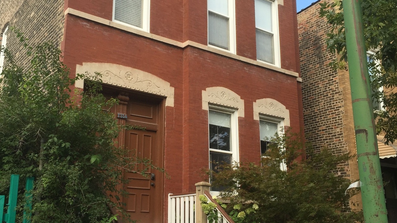 Photo of Outdoor in West Town