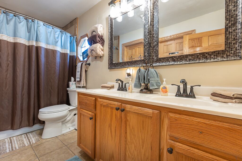 Photo of Bathroom in East Dubuque