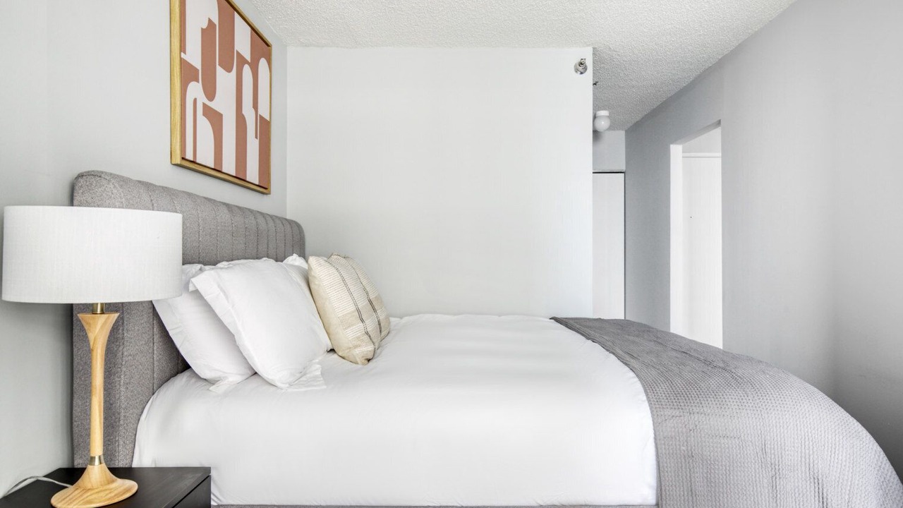 Photo of Bedroom in Streeterville